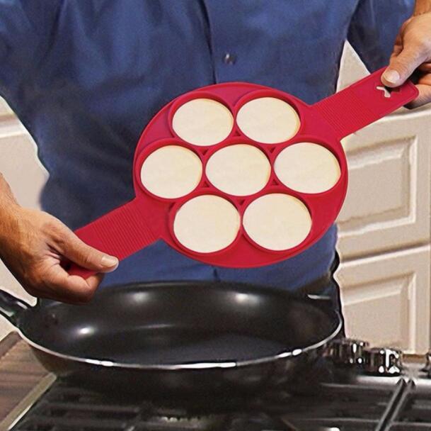 Premium Pancake Maker – Cook 7 at Once, Hassle-Free!